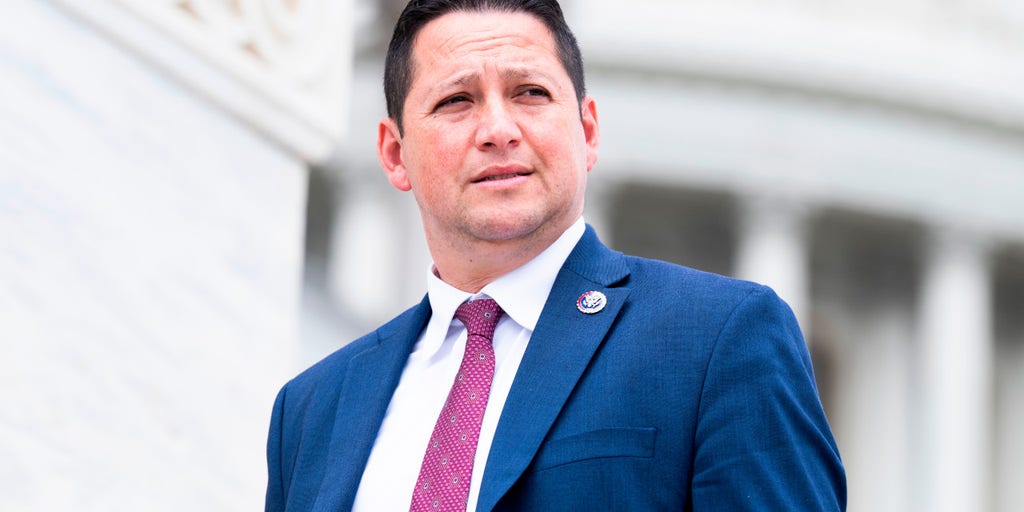 Border hawks say failure to pass border security bill would betray GOP 'Commitment to America' - Vimarsana News