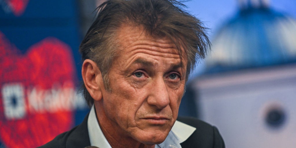 Sean Penn says he's 'proud' of Biden for pardoning Hunter, 'one of the finest people I know'