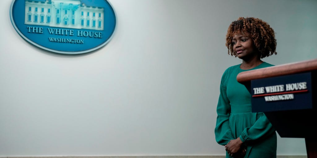white house press secretary green dress See Karoline Leavitt, White House press secretary in the spotlight
