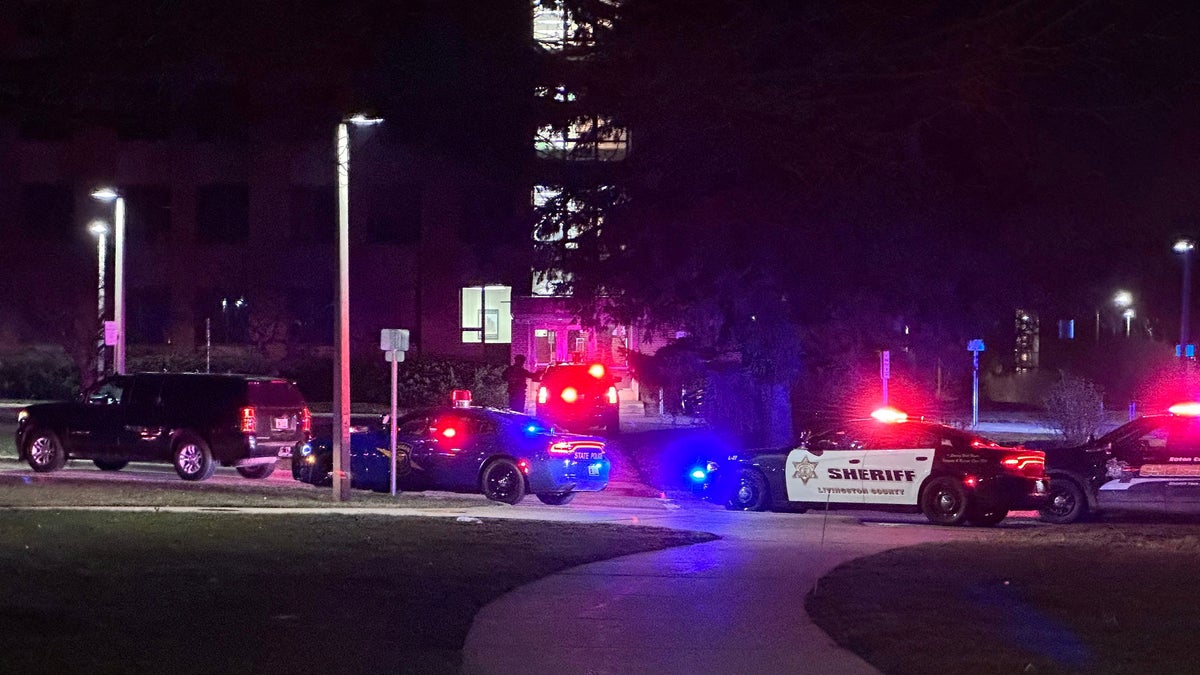 MICHIGAN STATE UNIVETSITY SHOOTING CRIME SCENE