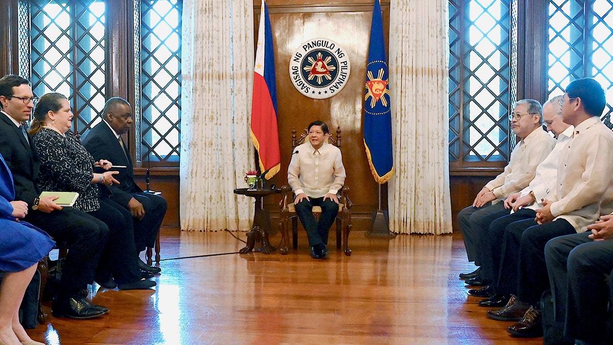 Leaders from the U.S. and the Philippines