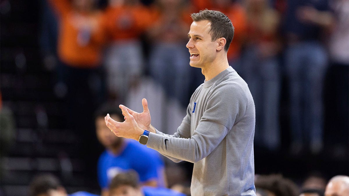 Duke head coach Jon Scheyer is not happy with the officials against Virginia