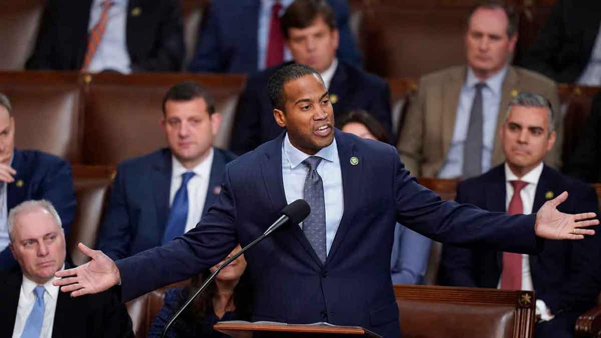 John James nominates Kevin McCarthy for speaker