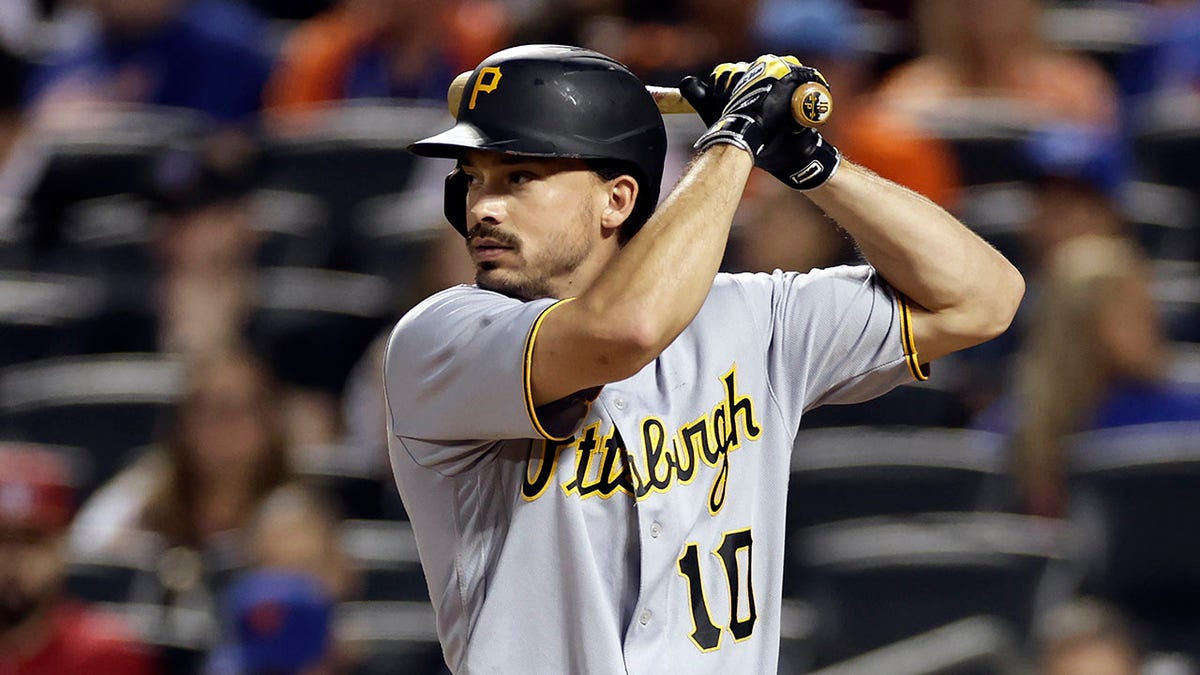 Bryan Reynolds at bat