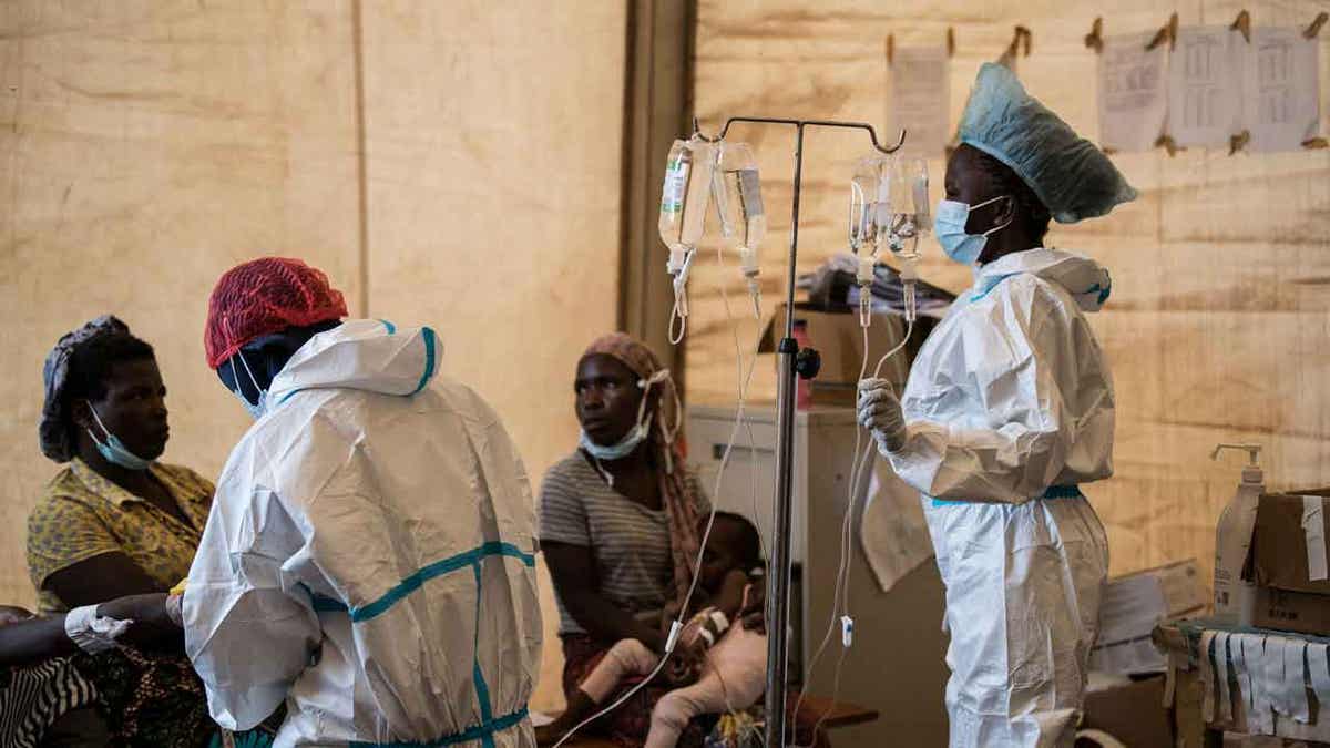 Nurses treating Cholera patients