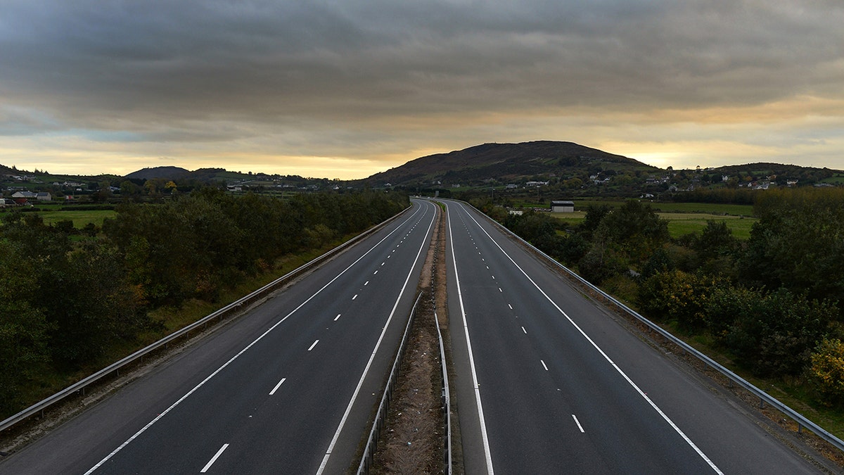 Motorway from Belfast to Dublin over Irish border