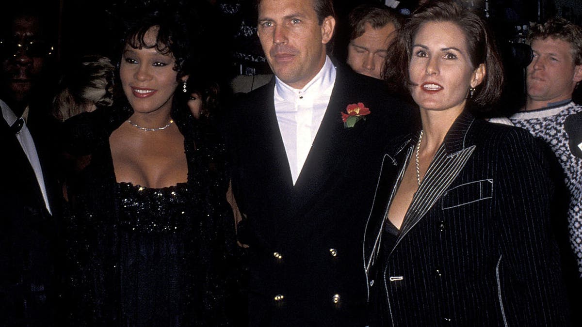 kevin costner whitney houston cindy costner