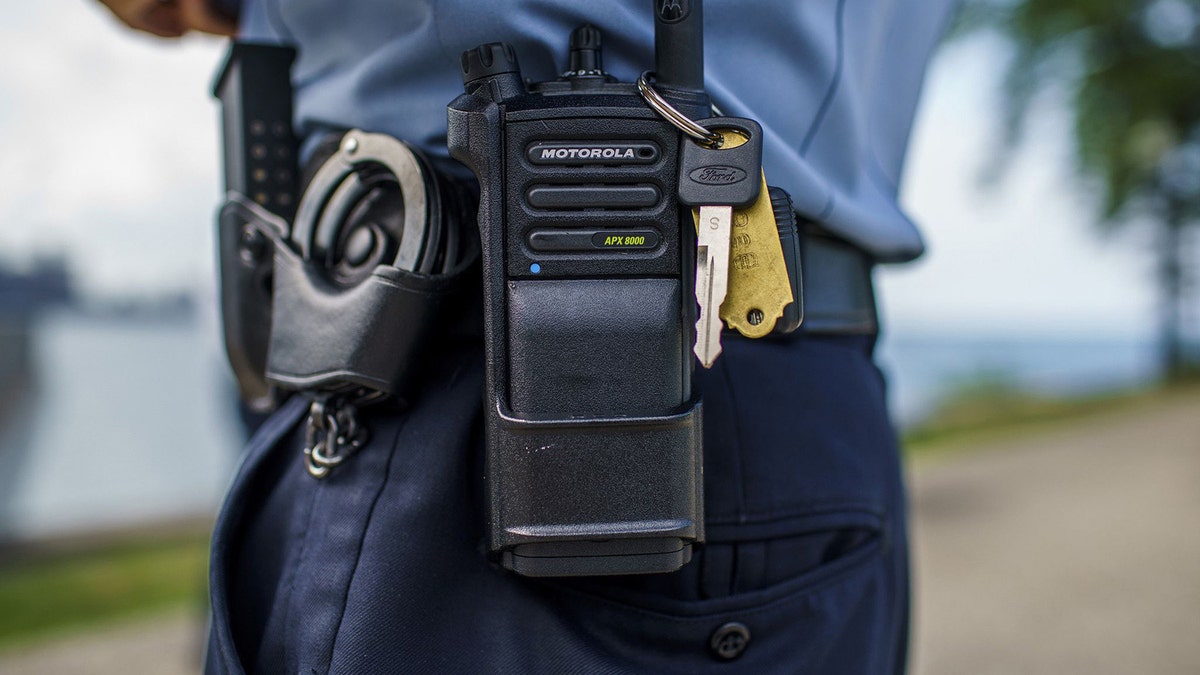 Chicago police walkie talkie