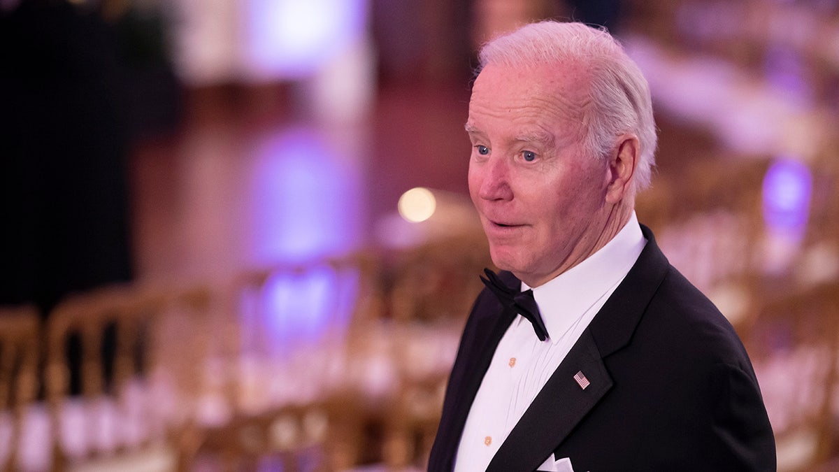 Biden at national governor's association gala