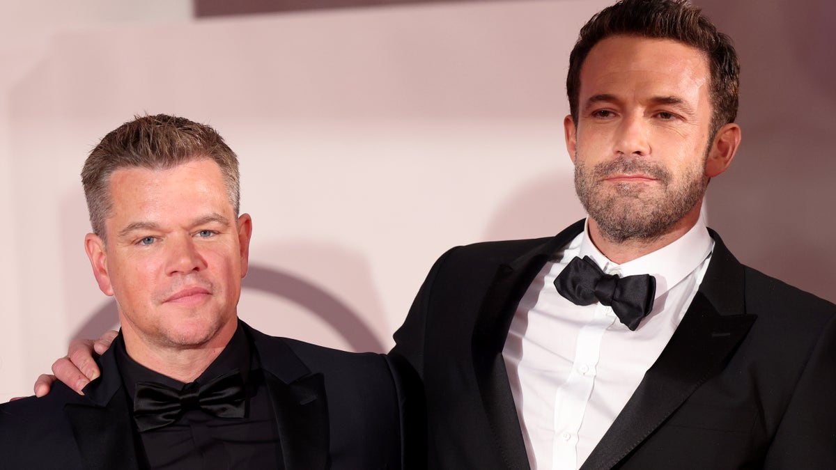 Matt Damon and Ben Affleck in tuxedos