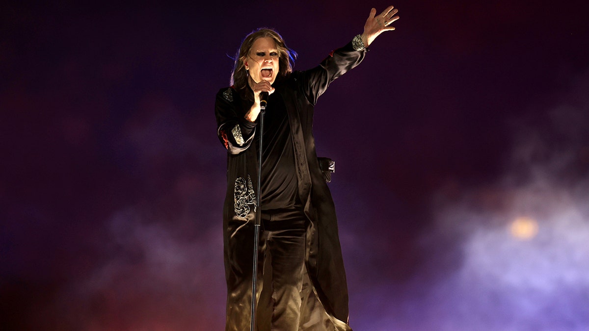 Ozzy Osbourne reveals spinal tumor, gives Parkinson's disease update: 'At  best, I've got ten years left