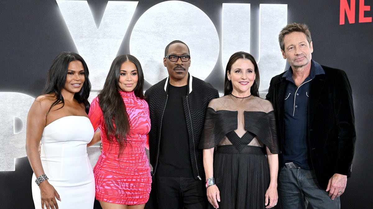 (L-R) Nia Long, Lauren London, Eddie Murphy, Julia Louis-Dreyfus, and David Duchovny on the red carpet at the You People premiere