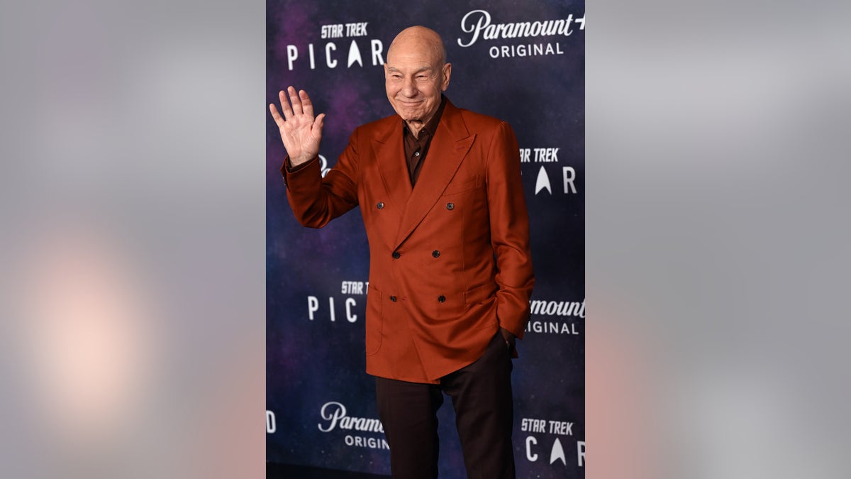 Patrick Stewart Star Trek red carpet