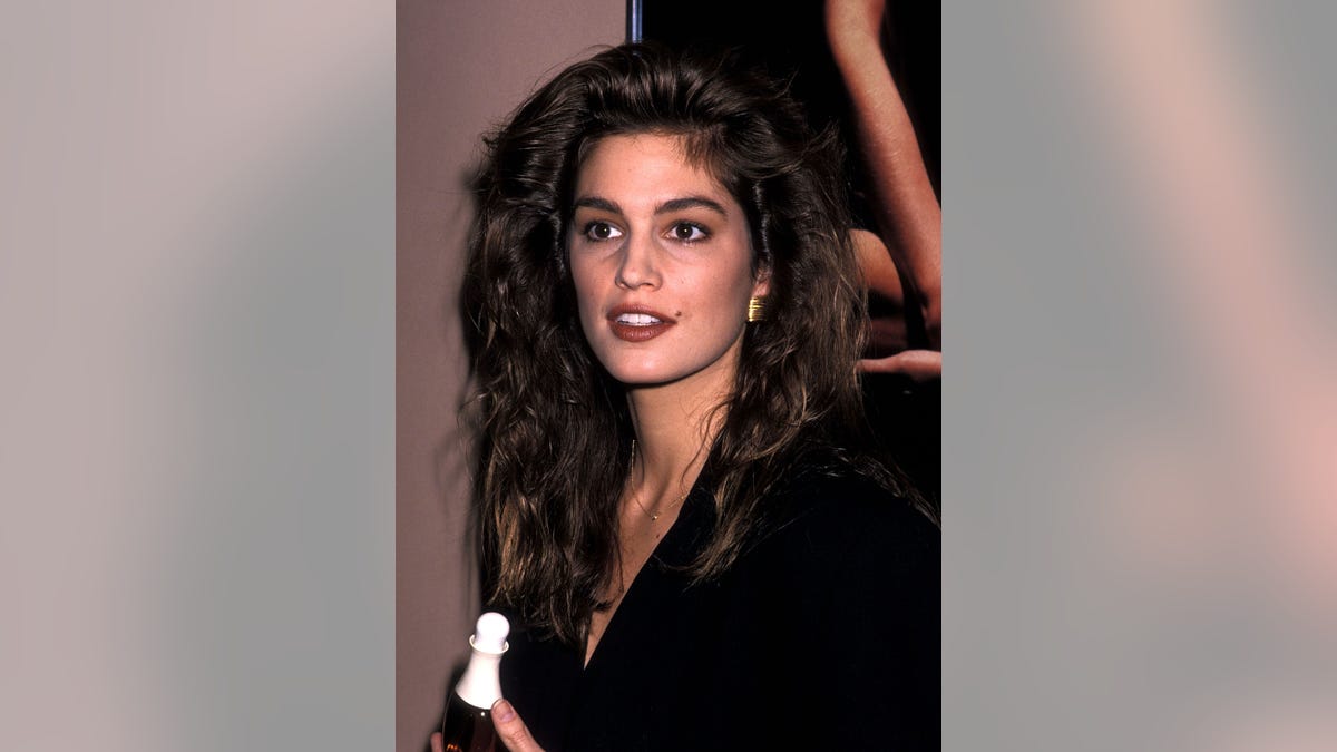 Cindy Crawford 1990