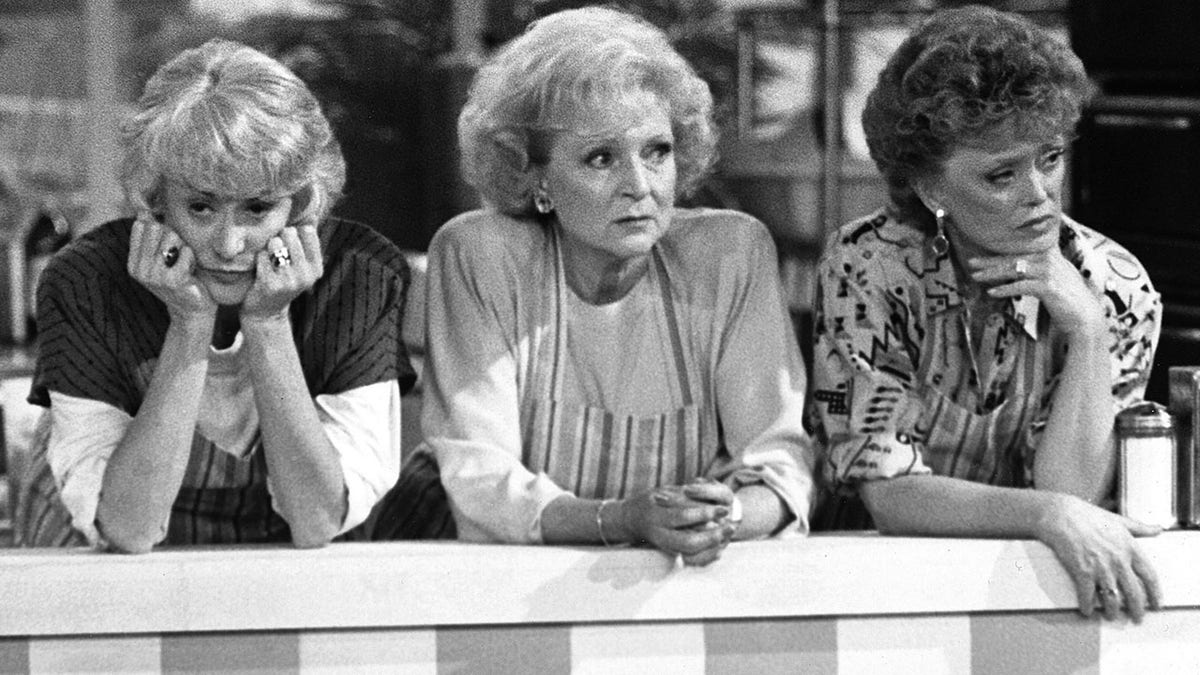 A black and white photo of a scene from the hit sitcom Golden Girls