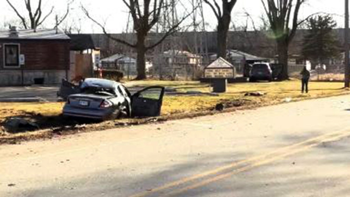 IL stolen kia crash four