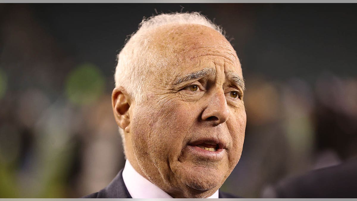 Jeffrey Lurie close-up 