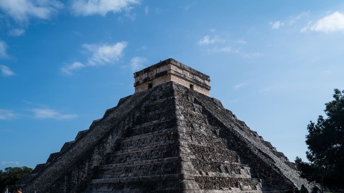 tourist who climbed mayan pyramid