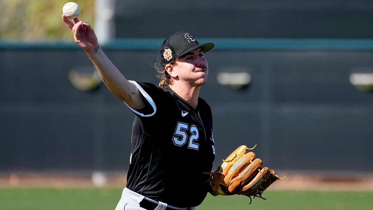 Mike Clevinger at spring training