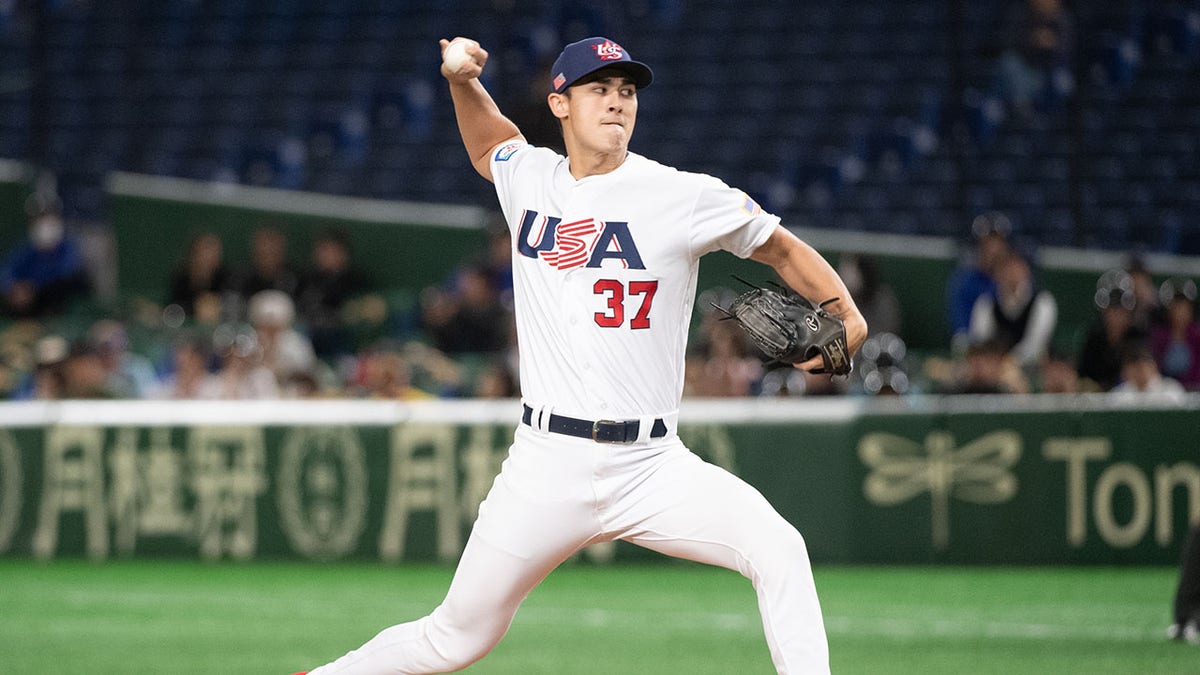 Noah Song pitches for team USA
