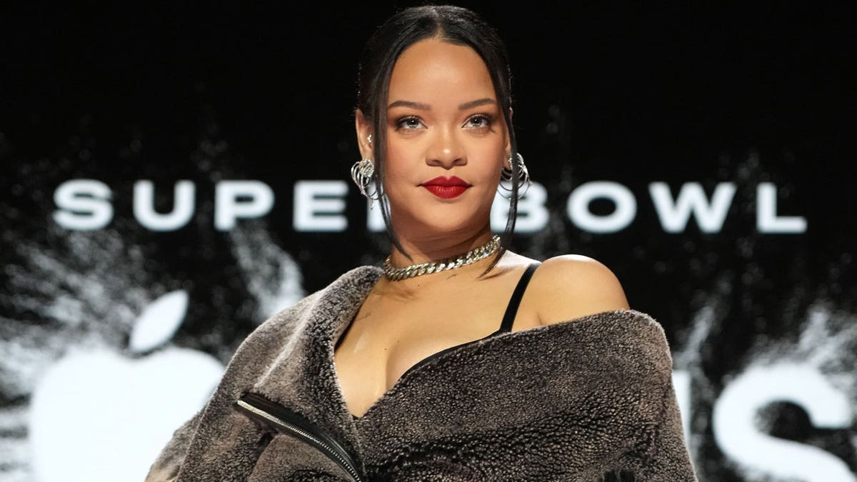 I'm a size 18 and I tried Rihanna's Fenty underwear - here's how the sexy  lingerie sets look on a fat girl
