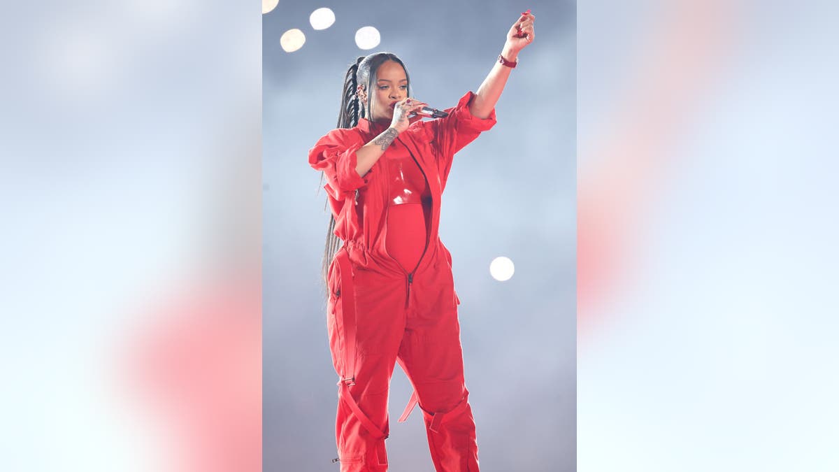 Rihanna sings