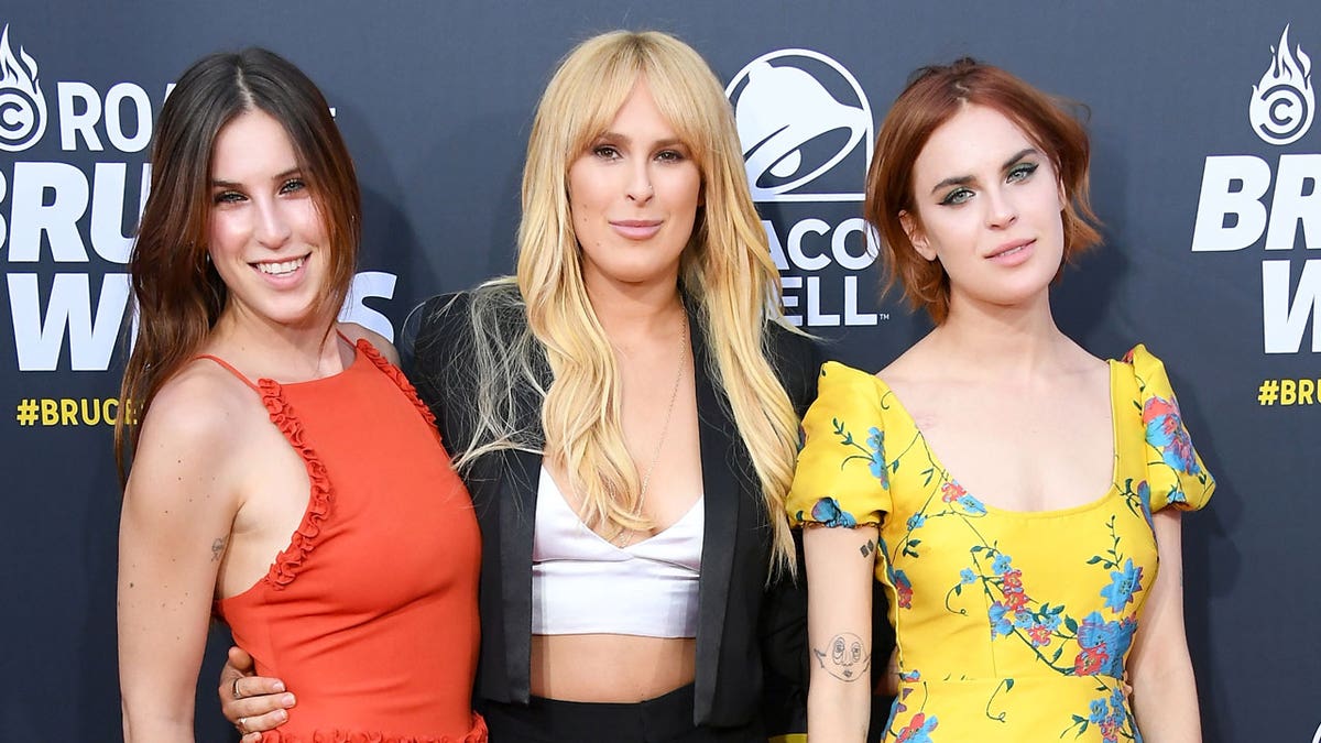 Rumer Willis and her sisters at an event