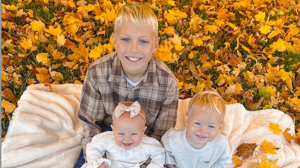 family blonde children