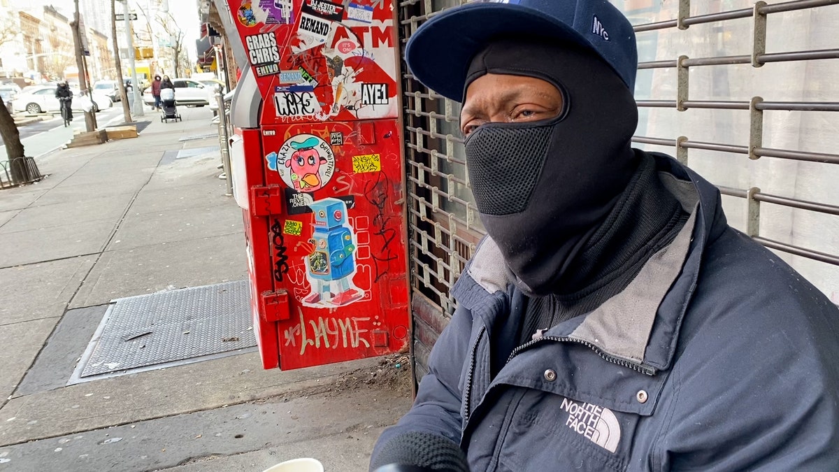 Homeless New Yorker speaks out on migrants taking up shelter space