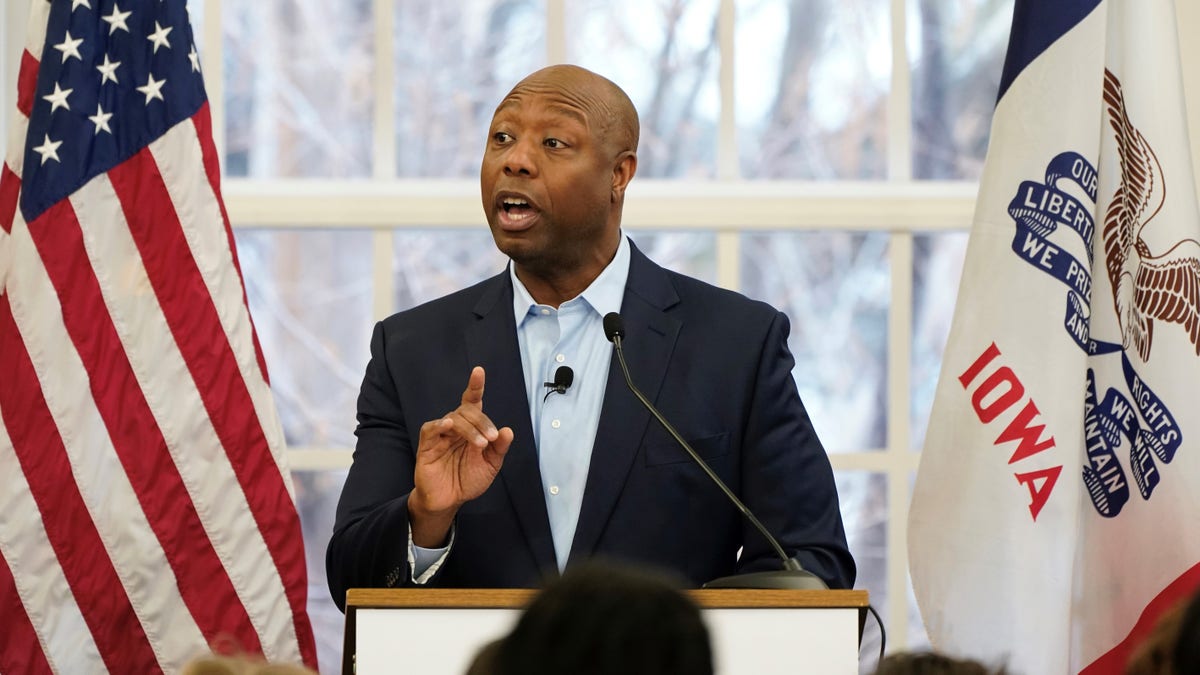 Tim Scott in Des Moines, Iowa