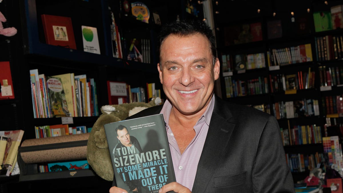 Tom Sizemore signs copies of his book in West Hollywood