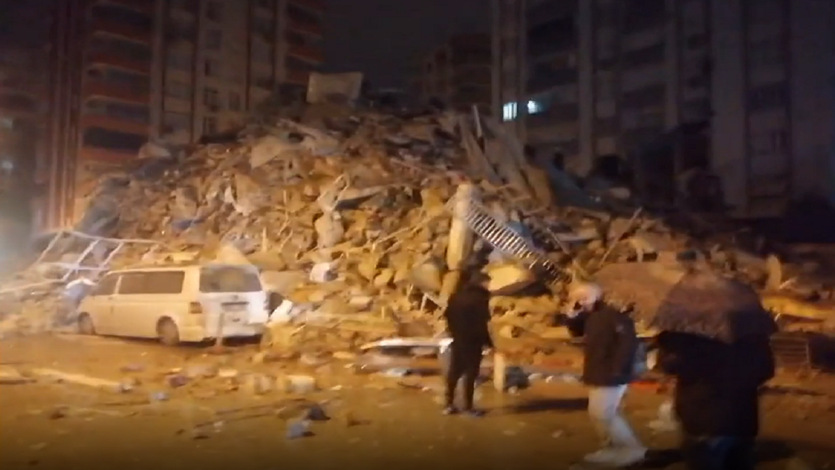Turkey earthquake damage caught on video