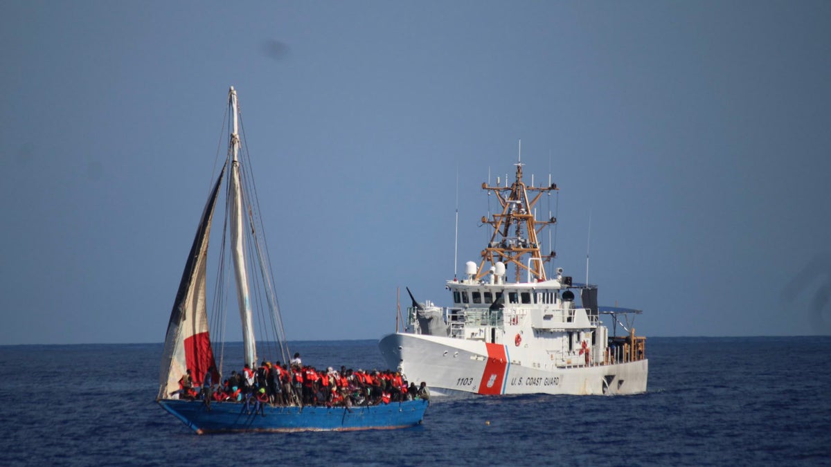 Coast Guard stops boat carrying migrants