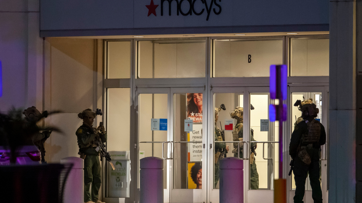 El Paso mall shooting