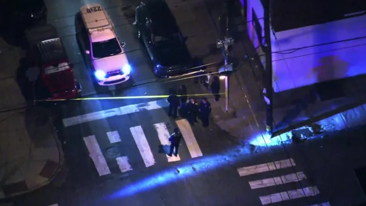 Philadelphia police shooting scene