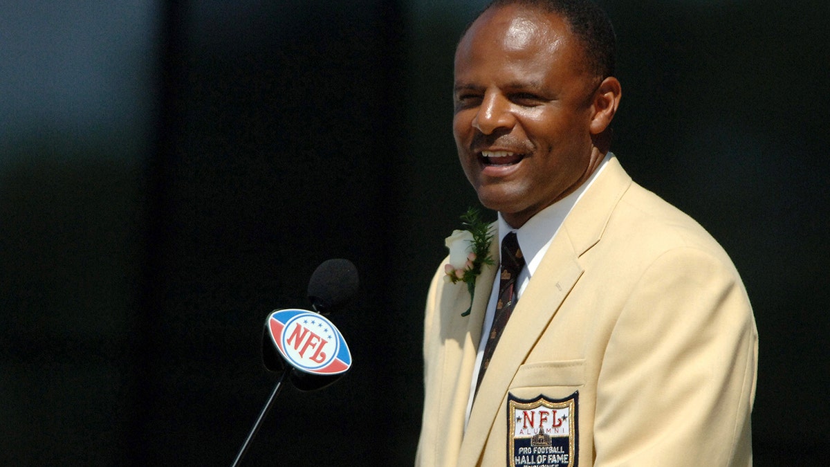 Warren Moon in 2006