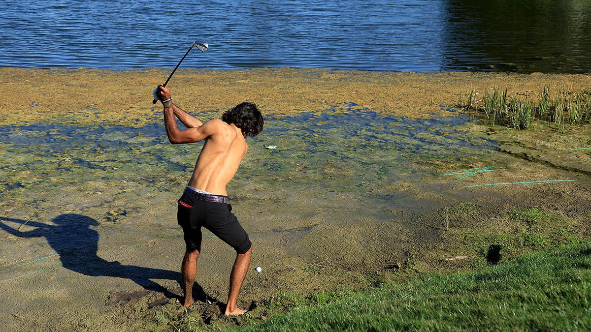 Golfer Akshay Bhatia strips down on two shots while in mud at Honda Classic Fox News