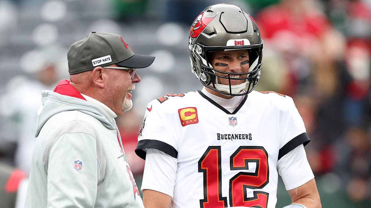 Tom Brady's Divorce Was Factor In Buccaneers' Struggles, Team Exec ...