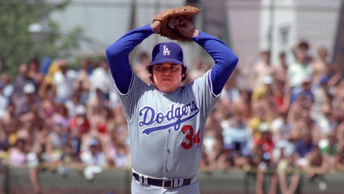 Messages to Fernando Valenzuela - Jersey Retirement 