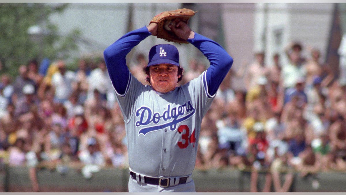 Fernando Valenzuela windup