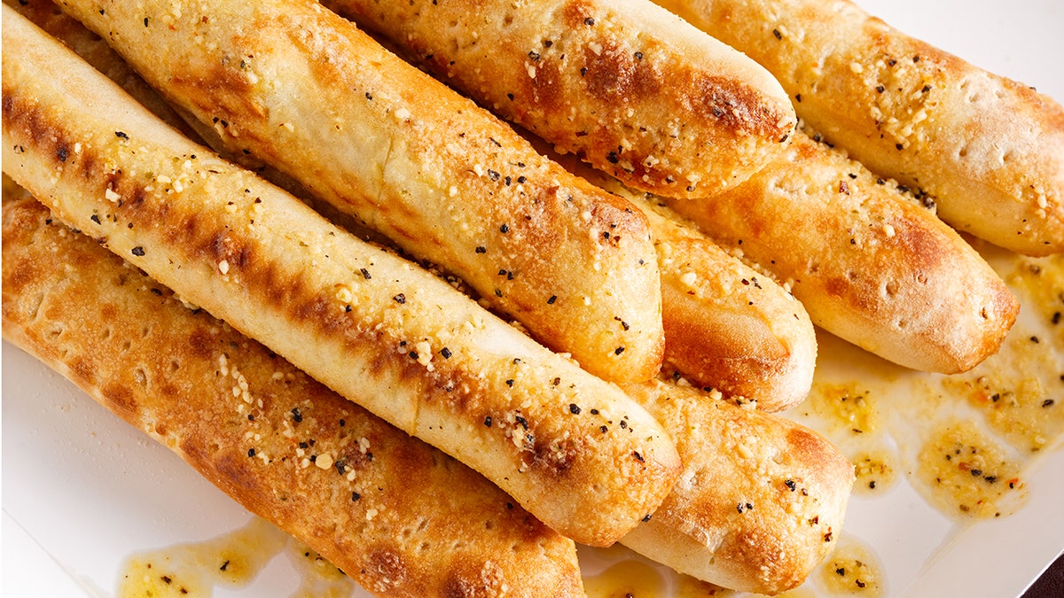 breadsticks for a bread basket