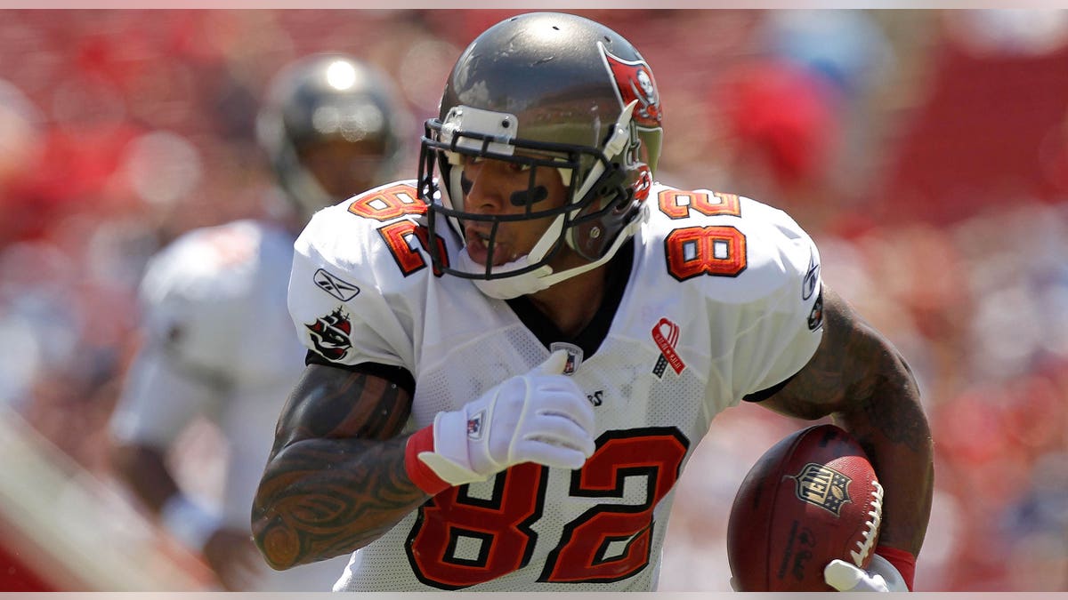 Kellen Winslow runs