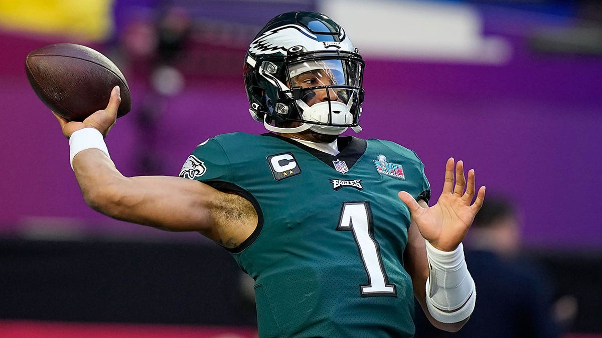 Report: Eagles QB Jalen Hurts had early offseason surgery to remove  'hardware' from his ankle
