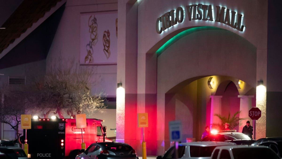 El Paso mall shooting