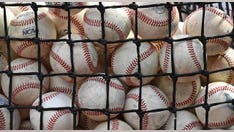 Houston's Drew Bianco flips over wall to rob home run in jaw-dropping fashion