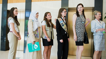 Girl Scouts denies teaching religion amid scrutiny of Muslim faith awards, mosque visits - Fox News