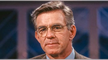 Tim McCarver, former MLB star and Hall of Fame broadcaster, dead at 81