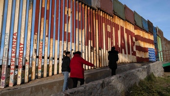 Fox News Poll: Majorities support policies to strengthen border but also to make it easier to immigrate to US