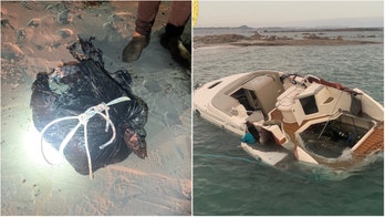 Australian police searching for 3 men after $165 million of cocaine washes ashore along with capsized boat