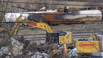 Ohio train derailment: What Dr. Marc Siegel is seeing on the ground in East Palestine